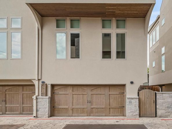 2300 Enfield RD 302, Austin TX 78703