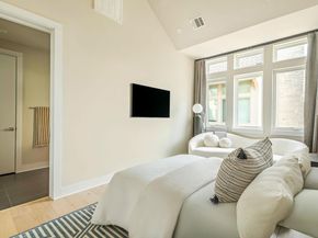 2300 Enfield RD 302, Austin TX 78703