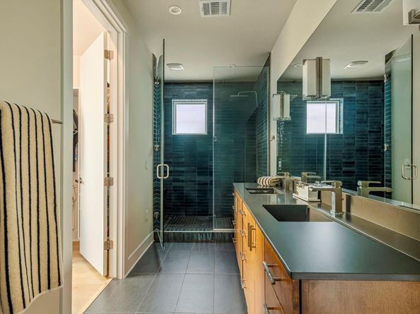 2300 Enfield RD 302, Austin TX 78703