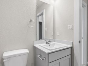 8010 Shining Flor RUN, Lago Vista TX 78645
