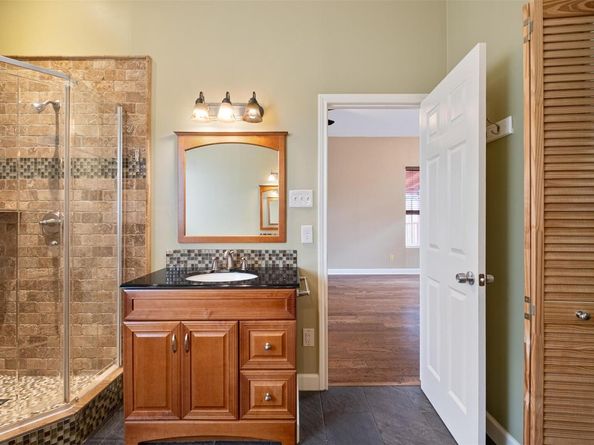 12505 Hunters Chase DR, Austin TX 78729