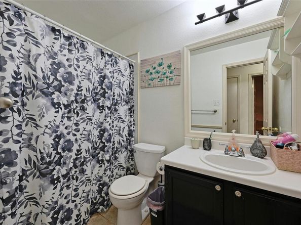 1837 Friars Tale LN, Austin TX 78748