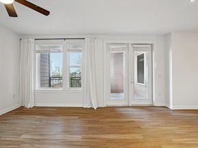 1900 Barton Springs RD 5031, Austin TX 78704