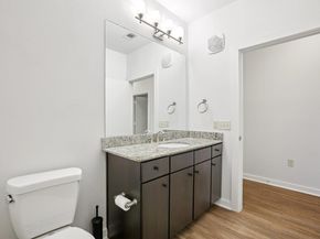 1900 Barton Springs RD 5031, Austin TX 78704