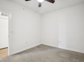 1900 Barton Springs RD 5031, Austin TX 78704