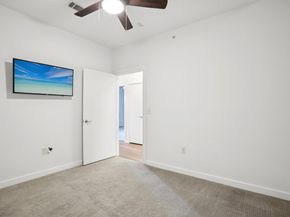 1900 Barton Springs RD 5031, Austin TX 78704