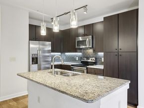 1900 Barton Springs RD 5031, Austin TX 78704