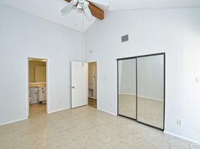 1748 Ohlen RD 91, Austin TX 78757
