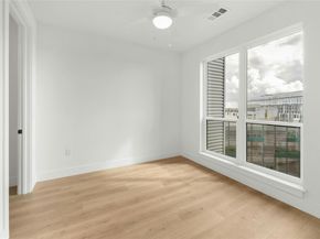 1701 Simond Ave 644, Austin TX 78723