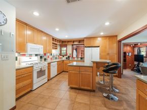 6201 Cary DR, Austin TX 78757