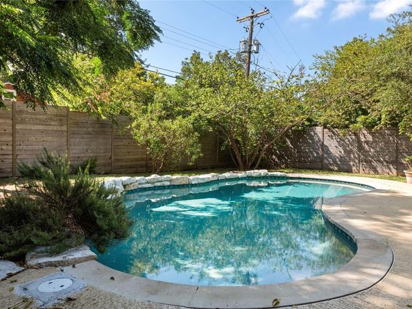 6201 Cary DR, Austin TX 78757