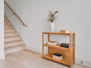 2209 Woodland Ave 803, Austin TX 78741