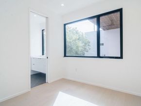 2411 Winsted LN 1, Austin TX 78703