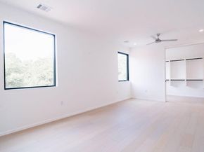 2411 Winsted LN 1, Austin TX 78703