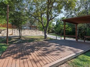 115 Vicinity TRL, Spicewood TX 78669