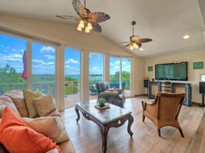 8005 Sharon RD, Volente TX 78641