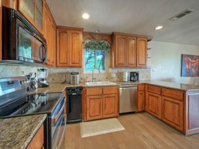 8005 Sharon RD, Volente TX 78641