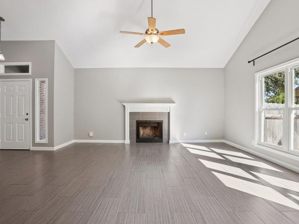 16369 Edgemere DR, Pflugerville TX 78660