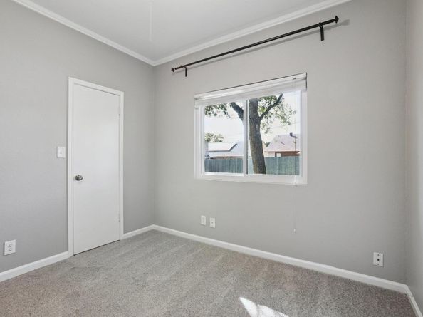 16369 Edgemere DR, Pflugerville TX 78660