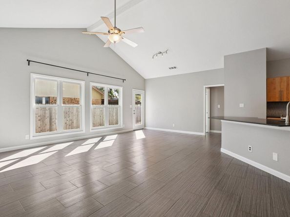 16369 Edgemere DR, Pflugerville TX 78660