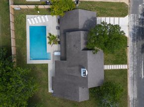 4502 Mountain Path DR, Austin TX 78759