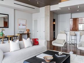 360 Nueces ST 4305, Austin TX 78701