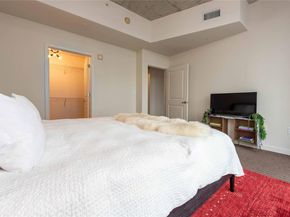 360 Nueces ST 1214, Austin TX 78701