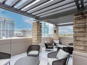 360 Nueces ST 1214, Austin TX 78701