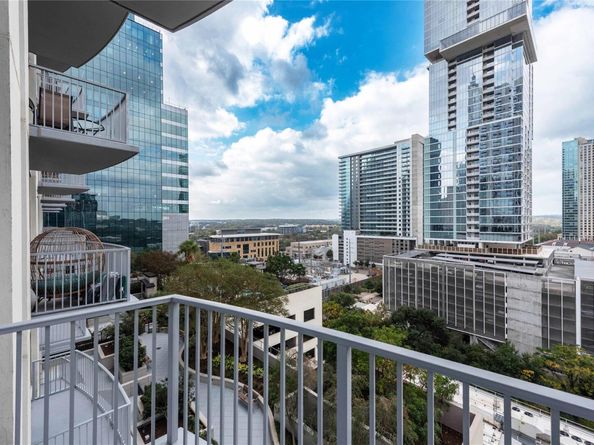 360 Nueces ST 1214, Austin TX 78701
