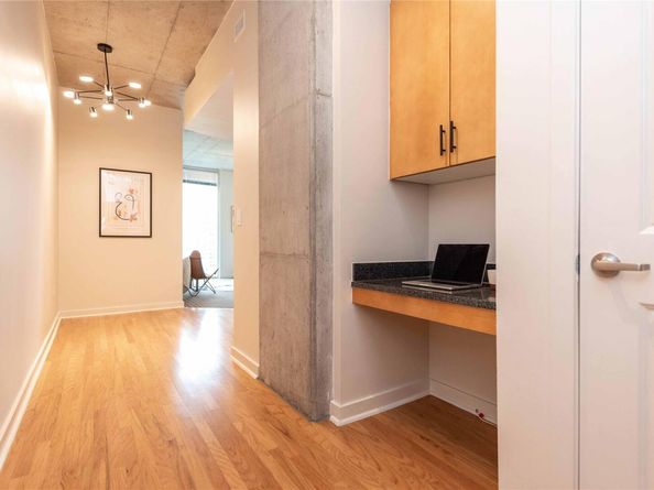 360 Nueces ST 1214, Austin TX 78701