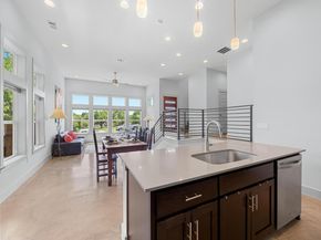 1402 E 11th ST, Austin TX 78702