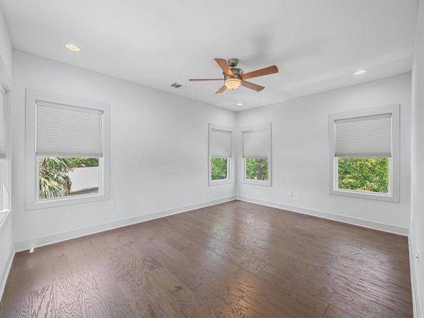 1402 E 11th ST, Austin TX 78702