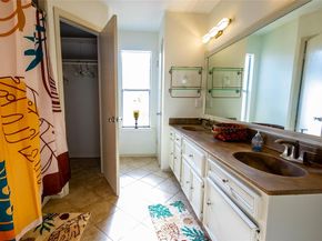 603 Parkview DR, Round Rock TX 78681
