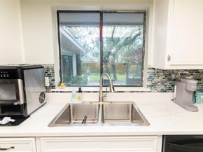 213 Oakwood DR, Georgetown TX 78628