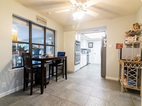 213 Oakwood DR, Georgetown TX 78628