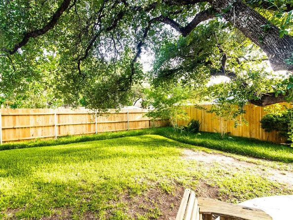 213 Oakwood DR, Georgetown TX 78628