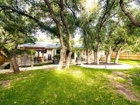 213 Oakwood DR, Georgetown TX 78628
