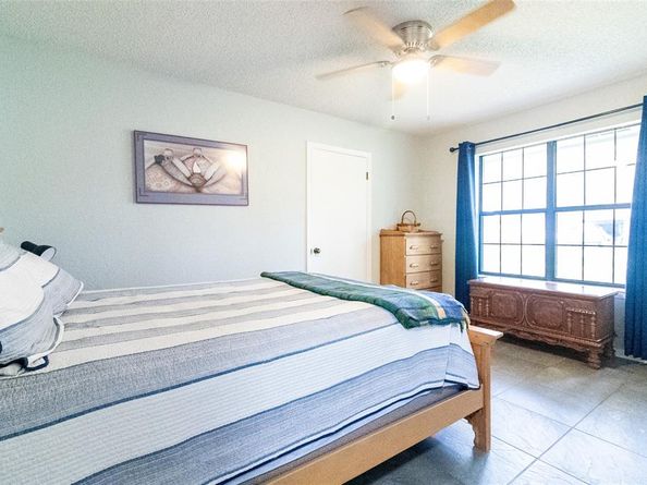 213 Oakwood DR, Georgetown TX 78628