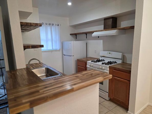 805 Sirocco DR, Austin TX 78745