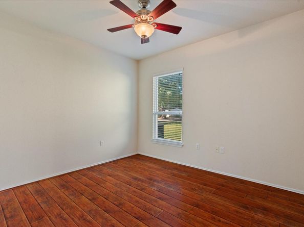 112 Winter DR, Georgetown TX 78633