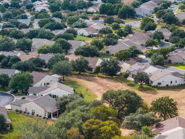 112 Winter DR, Georgetown TX 78633