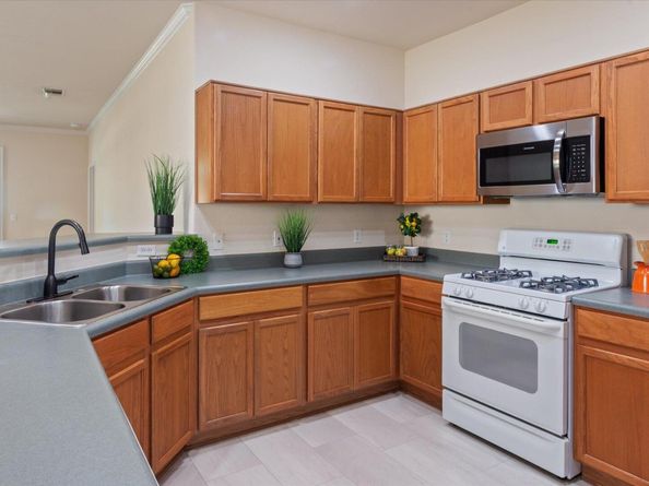 112 Winter DR, Georgetown TX 78633