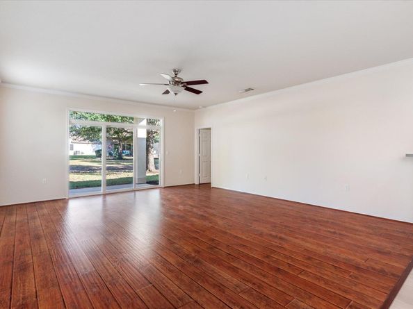 112 Winter DR, Georgetown TX 78633