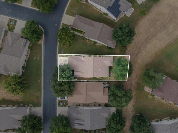 112 Winter DR, Georgetown TX 78633
