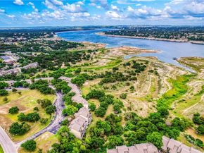171 Comanche PT, Point Venture TX 78645
