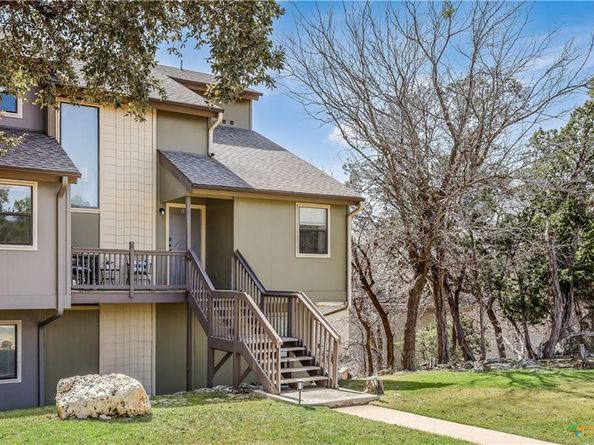 171 Comanche PT, Point Venture TX 78645