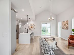 6313 Bristol CIR 1, Austin TX 78723