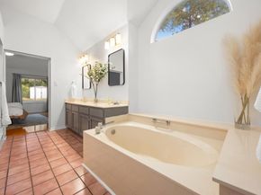 3607 Latimer DR, Austin TX 78732
