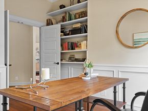 5302 N Scout Island CIR, Austin TX 78731