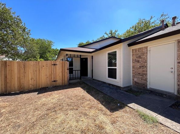 2112 Cedar Bend DR, Austin TX 78758